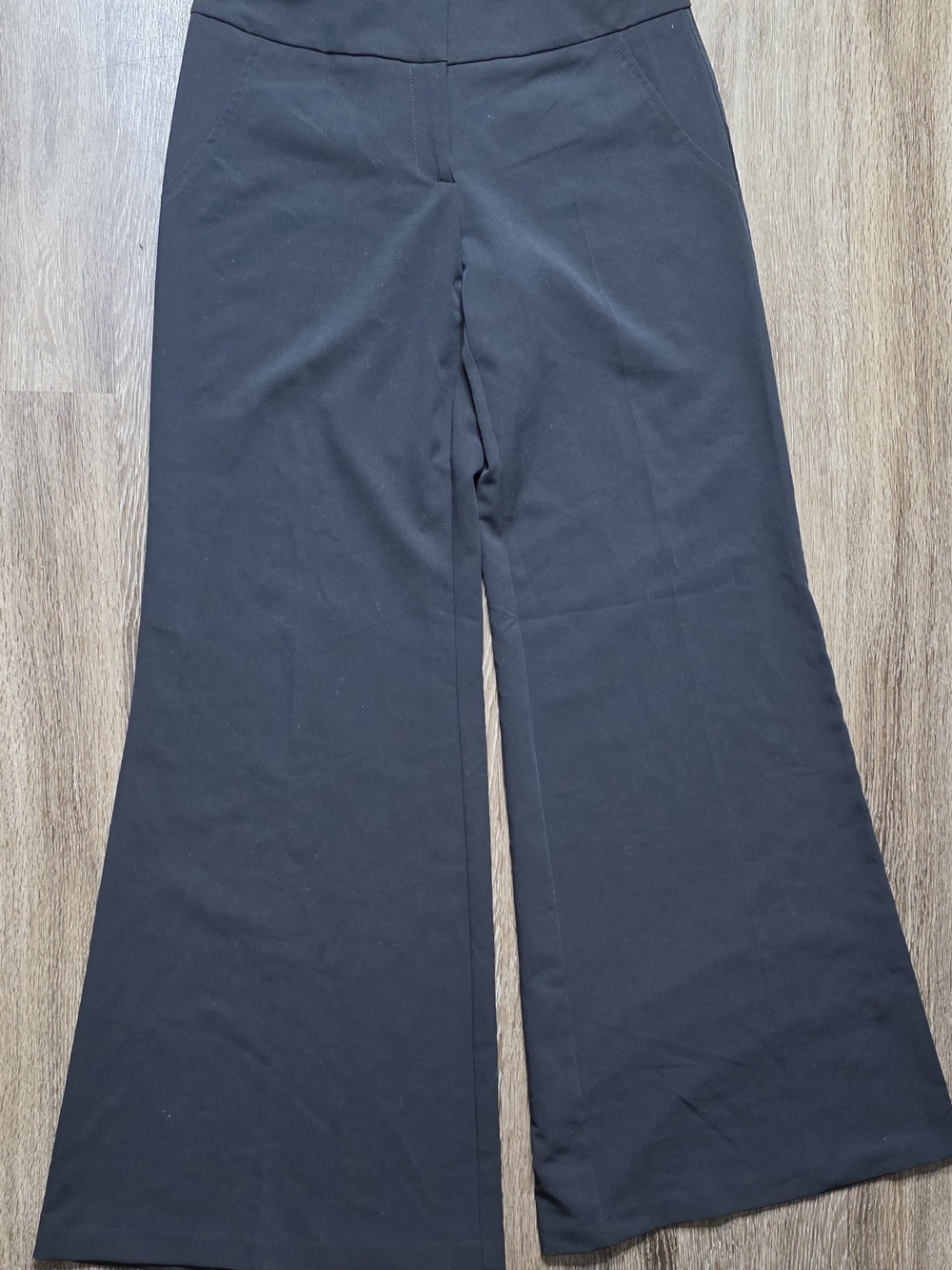 Caché black wide-leg trousers. These classic dress pants Size 2